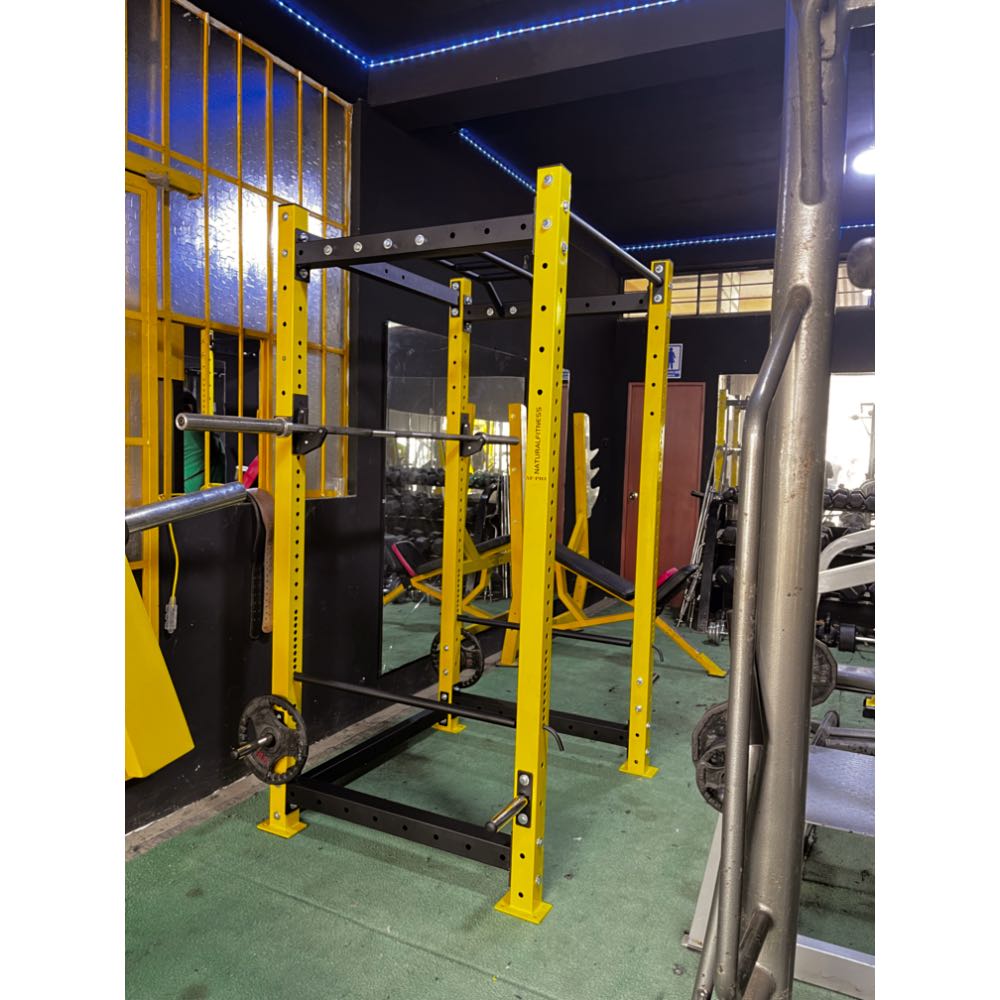 jaula de potencia nf-pr3 lite en gimnasio lima peru